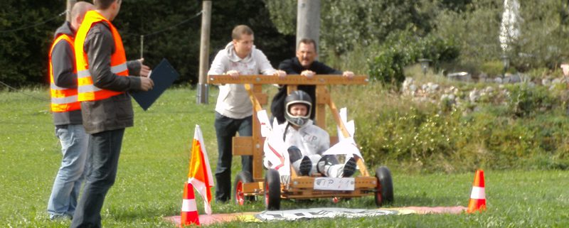 Team & Outdoor Programm Seifenkistenbau